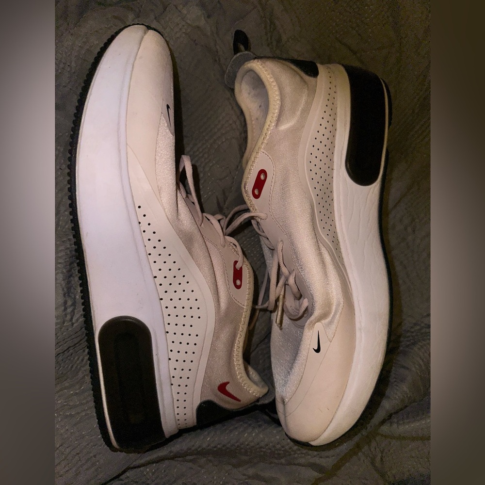 Women’s Nike running shoes size 8
